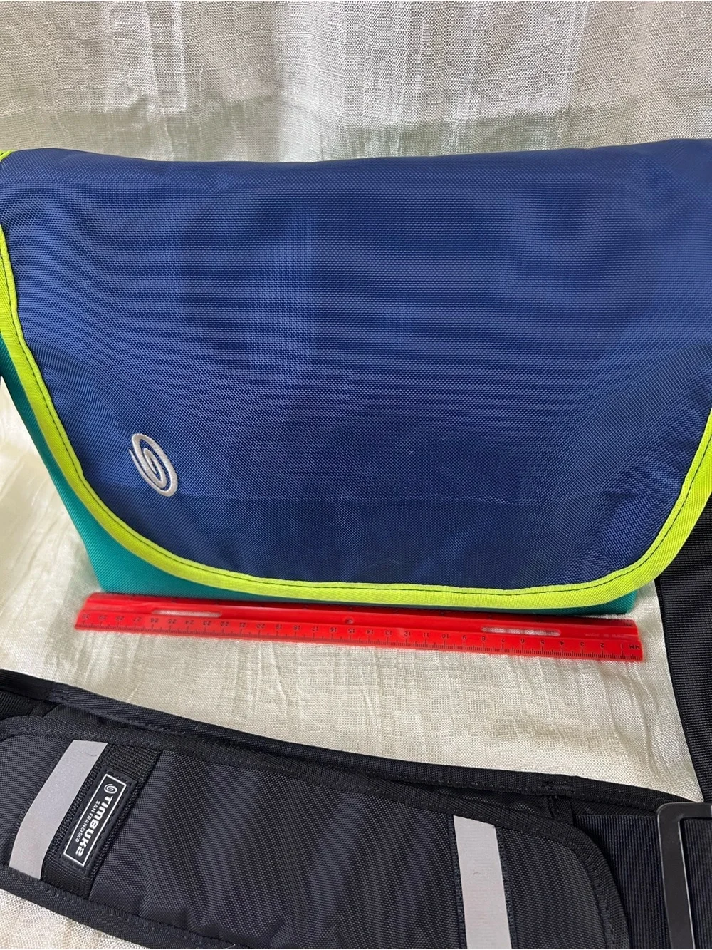 Timbuk2 Classic Messenger Bag Blue Teal Lime Cycling Laptop Commuter Small